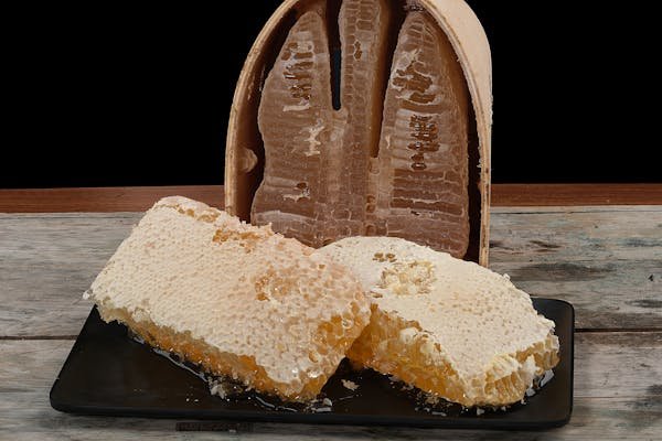 Cire d'abeille : propriétés, usages et sélection qualité